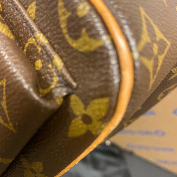 👜AUTHENTIC VIVA CITE LOUIS VUITTON👜 - Picture 12 of 17